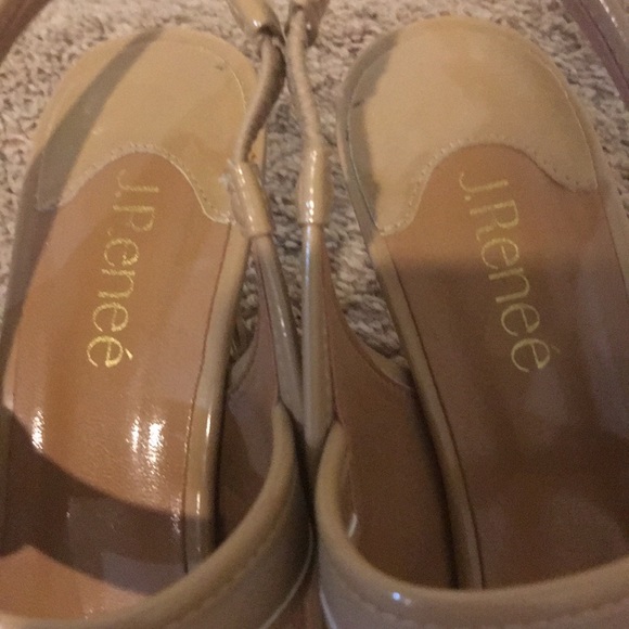 J. RENEE BEIGE / TAN LEATHER SLINGBACK PUMPS - 9W - Picture 2 of 6